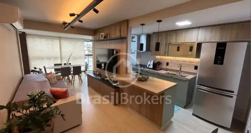 Apartamento à venda com 3 quartos, sendo 1 suíte, 2 varandões, vaga e infra total no Condomínio Stilo Tijuca Residence
