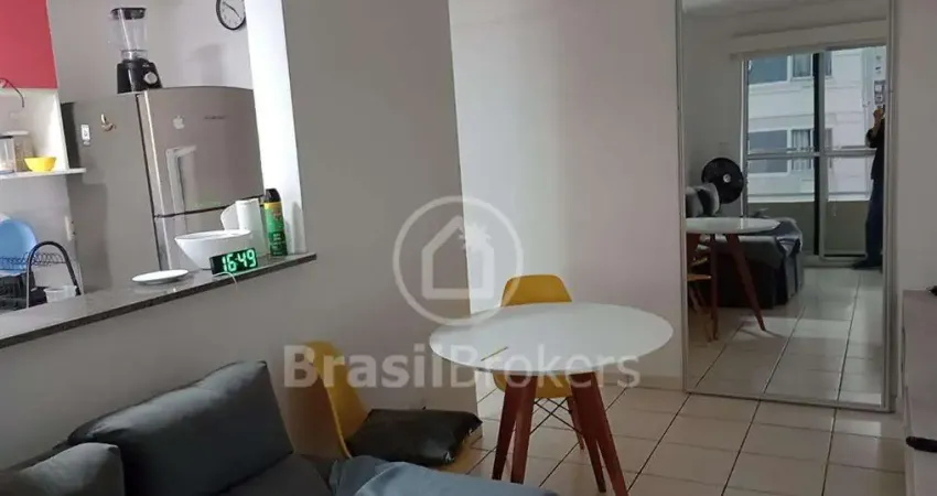 Apartamento de 2 quartos  com 45m²  sacada e vaga no Rio Comprido!