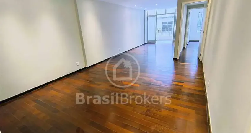 Apartamento de 3 quartos (1 suíte) com 110 m² todo reformado a 6 minutos do metrô.