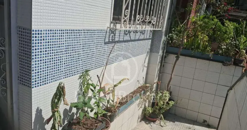 Casa de vila 83 m²  2 quartos sendo 1 suite,  quintal com churrasqueira!