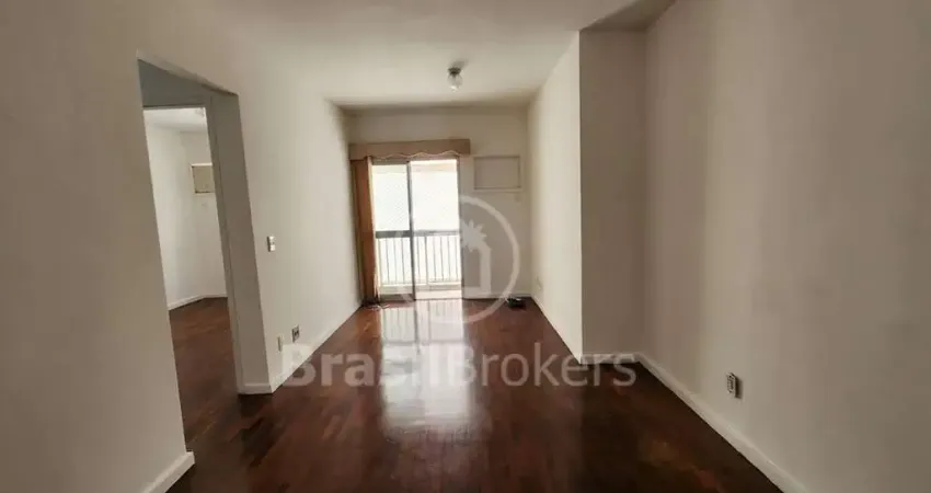 Apto 2 quartos (1 suíte), 71 m², com vaga e em prédio com infra e portaria 24h!
