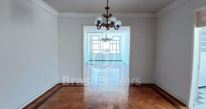 Apartamento a venda com 172 m², 3 quartos e  vaga. perto do metrô! aceita pet.