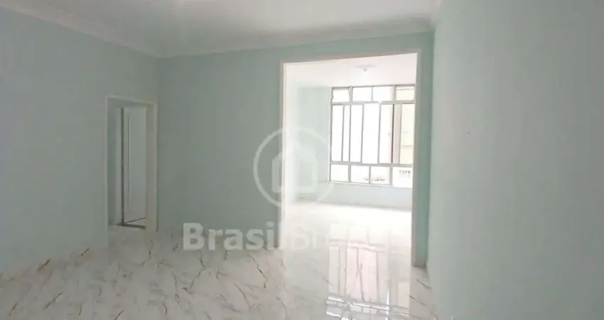 Apartamento a venda na rua conde de bonfim, com 103 m², a 4 minutos da estação do metrô saenz peña, 3 quartos, 2 salas, e dependência completa