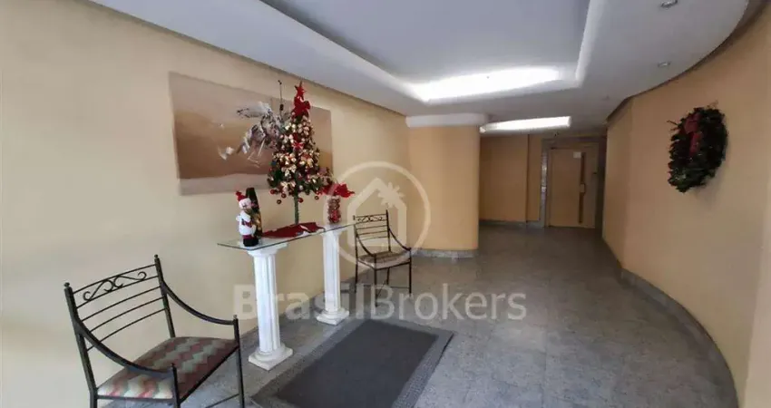 Apartamento com 54,00m² e 2 quartos com dependência revertida para copa na rua maria amélia.