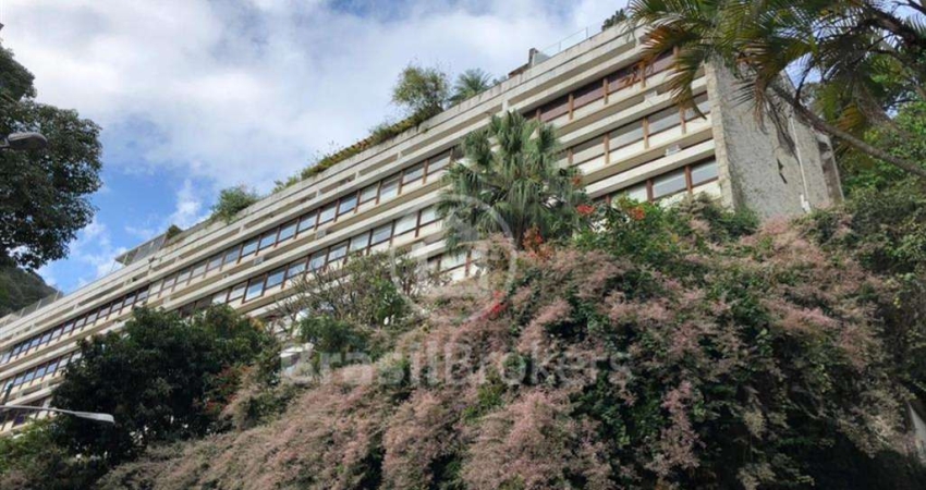Ótimo 3 quartos muito arejado na Lagoa com 152 m² com vaga