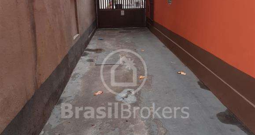 Casa de Vila à venda com 222m2, 3  dormitórios sendo 1 suite, no coração de Copacabana.Rio de Janeiro - RJ