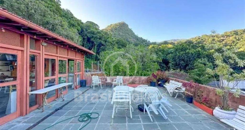 Casa Duplex com 5 quartos na Gávea, Rio de Janeiro - RJ
