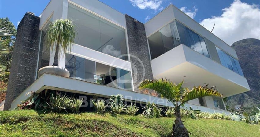 Casa de Condomínio à venda com 324,00m² e 4 quartos em Araras, Petrópolis - rj