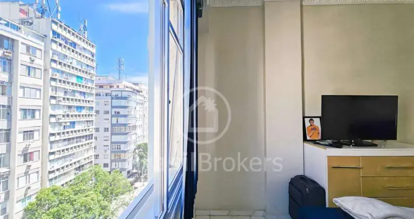 Quadrilatero de copacabana, entre as ruas dias da rocha e constante ramos.