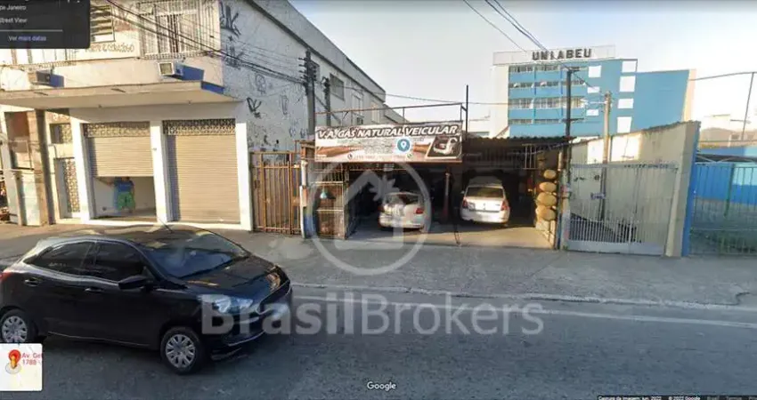 Casa à venda com 241,00m² e 6 quartos em Olinda, Nilópolis - rj