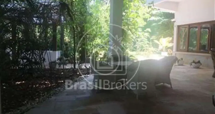 Casa à venda com 873,00m² e 8 quartos em Jardim Botânico, Rio de Janeiro - rj