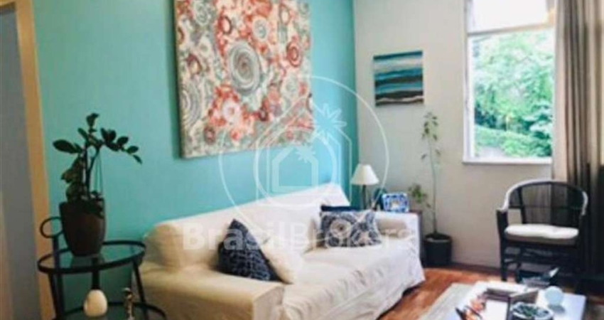 Apartamento 2 quartos, sendo 1 suíte
