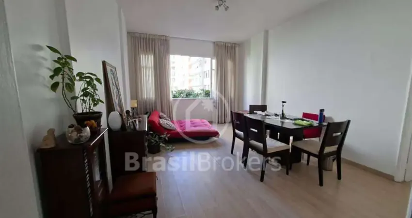 Apartamento à venda com 80,00m² e 2 quartos em Leme, Rio de Janeiro - RJ