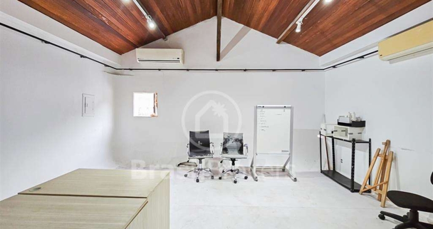Casa comercial, podendo reverter em laranjeiras