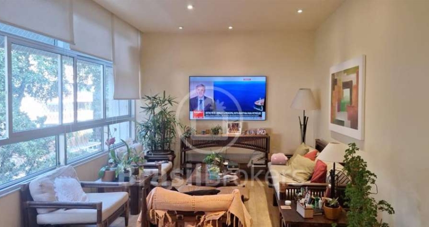 Apartamento de 105m² com 3 quartos e 2 vagas na Vinícius de Moraes