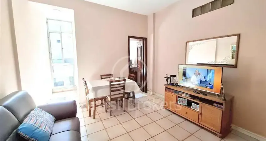 Charmoso apartamento no Flamengo – Localização Imbatível! QUARTO E SALA AMPLO