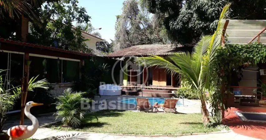 Casa à venda com 480,00m² e 6 quartos em cosme velho, rio de janeiro - rj