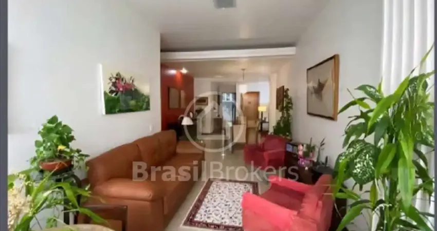 Apartamento de 3 quartos, vaga de garagem na escritura e 110 m²