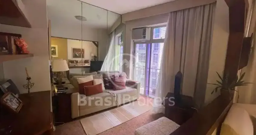 Excelente apartamento 04 quartos 130m² fente  copacabana-rio de janeiro