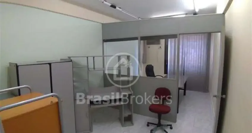 Sala comercial à venda na Estrada dos Três Rios, Freguesia (Jacarepaguá), Rio de Janeiro