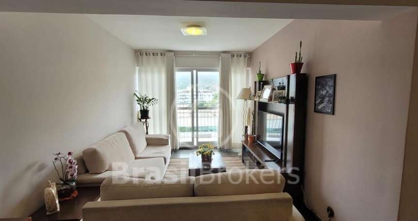 Amplo apartamento com 110m², 3 quartos (1 suíte) vista panorâmica