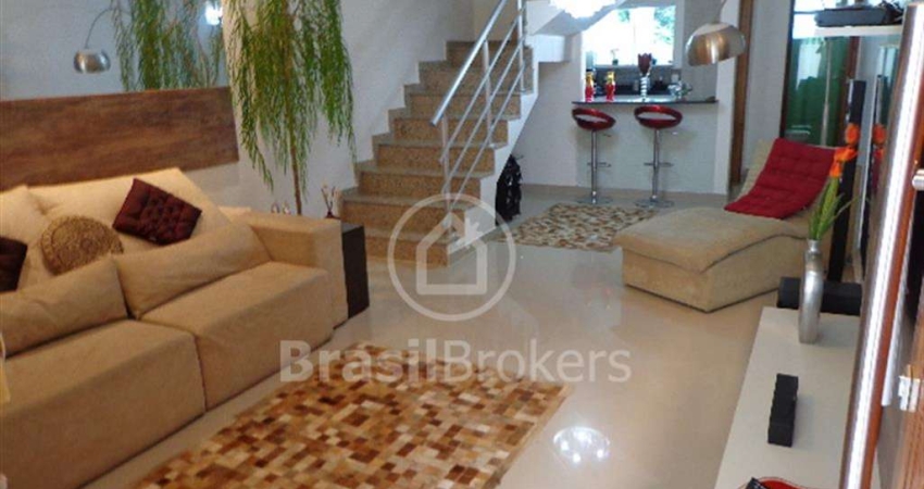 Casa de Condomínio à venda com 220,00m² e 3 quartos em Jacarepaguá, Rio de Janeiro - rj