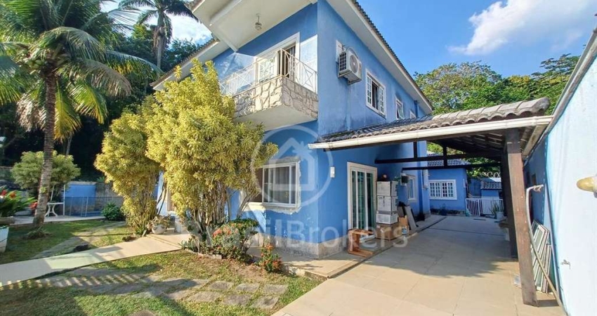 Casa Duplex em condomínio - 5 quartos ( 2 suítes ) 323 m² - Freguesia-JPA