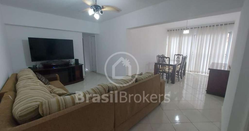 Apartamento à venda com 110,00m² e 3 quartos em Freguesia (Jacarepaguá), RJ.