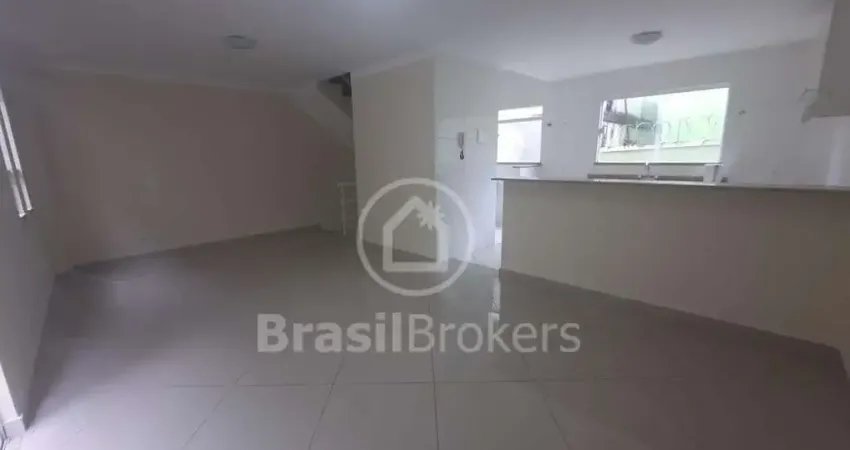 Casa de Condomínio à venda com 110,00m² e 3 quartos em Praça Seca, Rio de Janeiro - rj