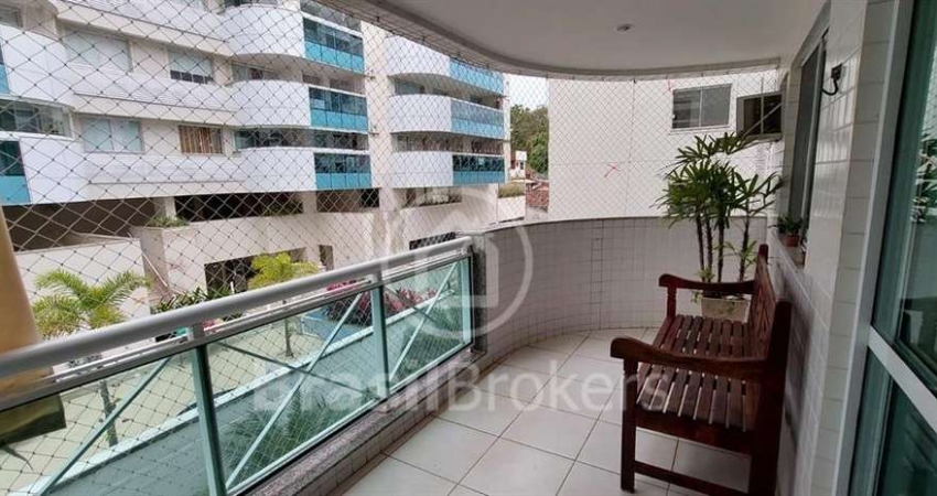 Lindo Apartamento, localização nobre, na rua Joaquim Pinheiro  mais procurada do bairro Freguesia.