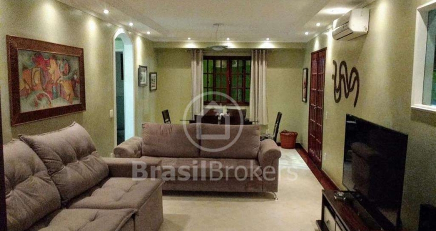Casa à venda com 767,00m² e 4 quartos em Freguesia (Jacarepaguá), Rio de Janeiro - rj