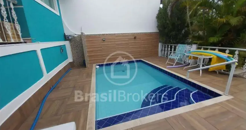 Casa de Condomínio à venda com 297,00m² e 3 quartos em Taquara, Rio de Janeiro - rj