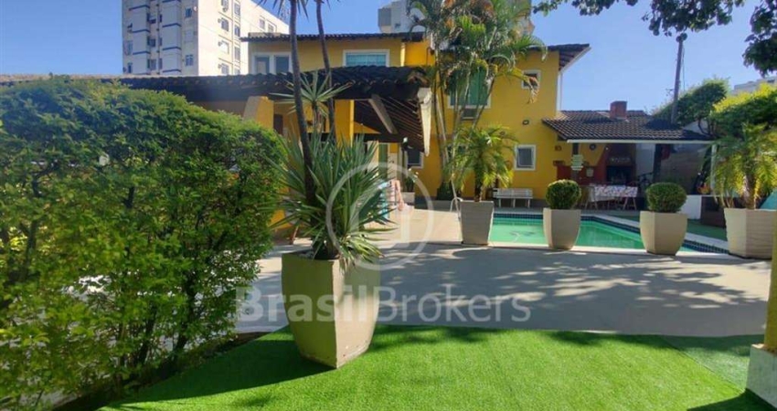 Casa à venda com 381,00m² e 3 quartos em Freguesia (Jacarepaguá), Rio de Janeiro - rj