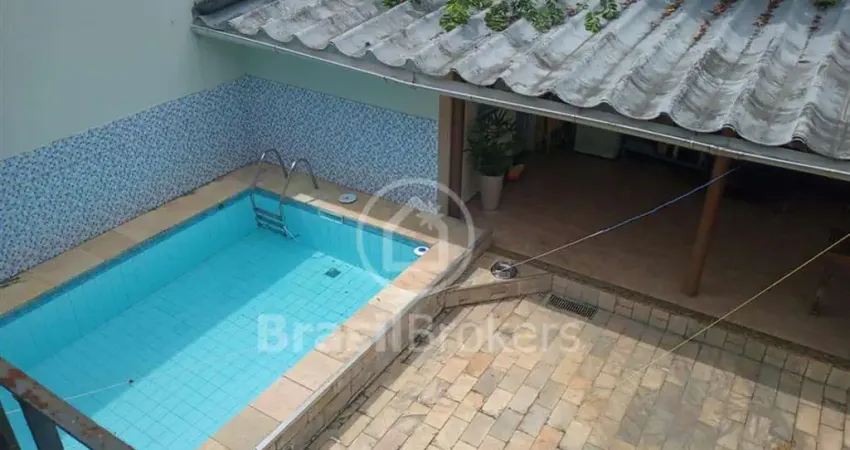 Casa à venda com 270,00m² e 3 quartos em Anil, Rio de Janeiro - rj