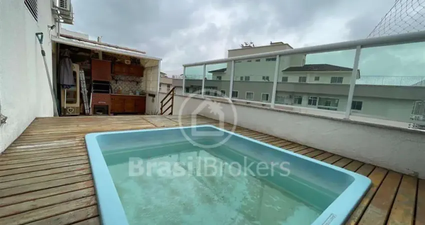 COBERTURA EM CONDOMÍNIO COM TOTAL INFRA ESTRUTURA