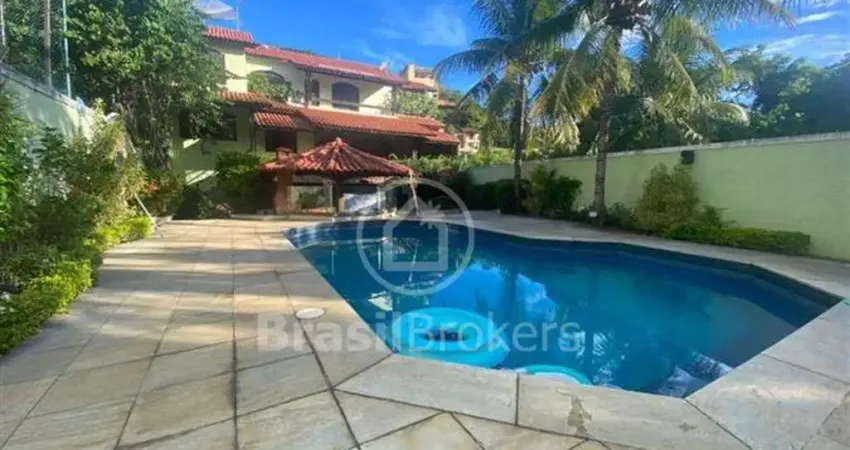 Casa de Condomínio à venda com 840,00m² e 4 quartos em Anil, Rio de Janeiro - rj