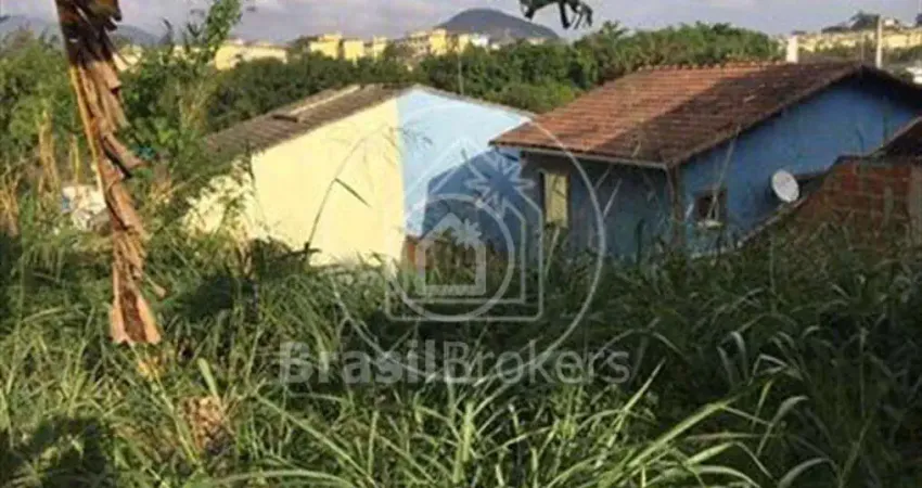 Excelente terreno em condomínio fechado bairro Araújo com RGI E COM PROJETO MULTIFAMILIAR.