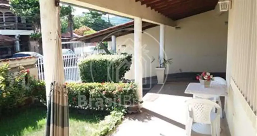 Casa em condomínio fechado com 3 quartos à venda na Rua Rio do Sul, Taquara, Rio de Janeiro