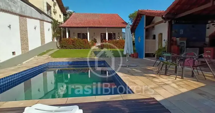 Casa em condomínio fechado com 4 quartos à venda na Rua Engenheiro Luís Eduardo Bahia, Freguesia (Jacarepaguá), Rio de Janeiro