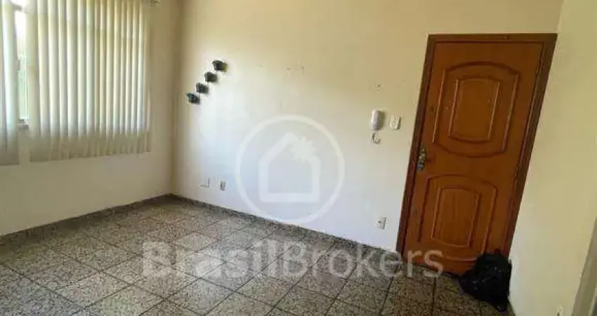 Ótimo apartamento em boa localização da praça Seca !!!