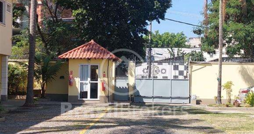 Casa em condomínio na Taquara pertinho do centro! Não perca essa oportunidade!!!