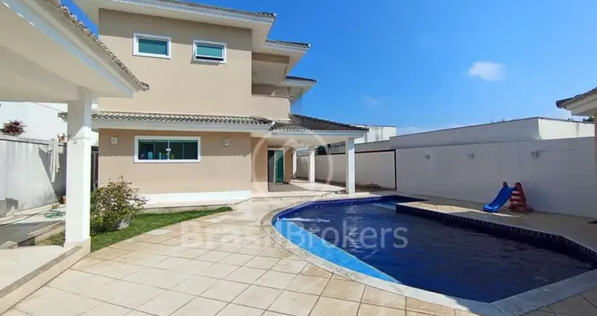 Casa de Condomínio à venda com 412,00m² e 5 quartos em Anil, Rio de Janeiro - RJ