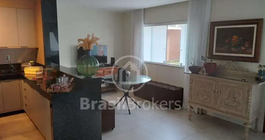 Casa de Condomínio à venda com 771,00m² e 3 quartos em Jacarepaguá, Rio de Janeiro - RJ