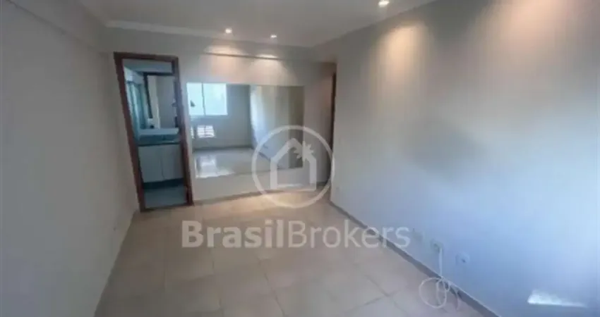 Apartamento 04 quartos na freguesia no condomínio fechado com total lazer. localização privilegiada no bairro.