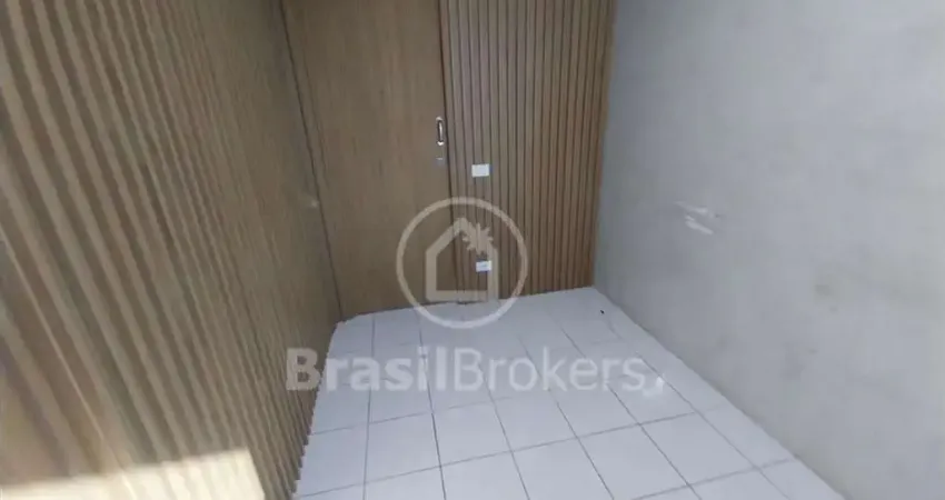 Sala comercial com 1 sala à venda na Estrada de Jacarepaguá, Freguesia (Jacarepaguá), Rio de Janeiro