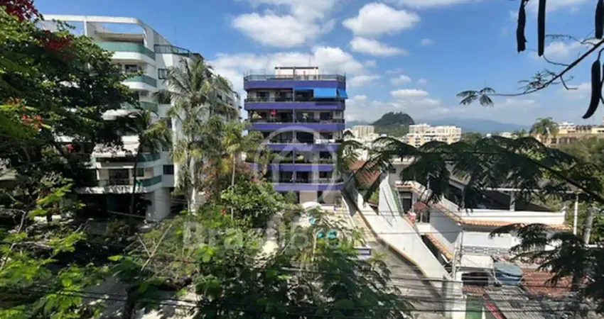 Apartamento de 03 quartos na freguesia com total infraestrutura e 02 vagas escritura.