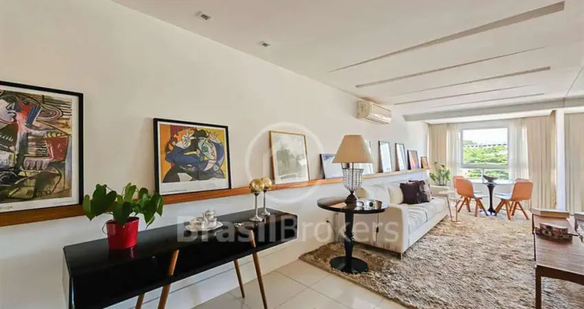 CASA CINEMATOGRÁFICA COM 360m² - QUEBRA COCO - JARDIM GUANABARA