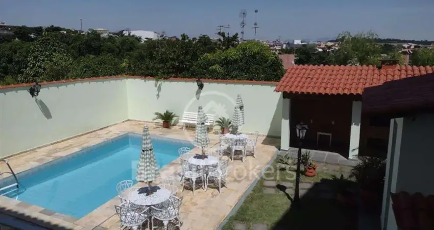 Casa à venda com 223,00m² e 4 quartos em Moneró, Rio de Janeiro - rj