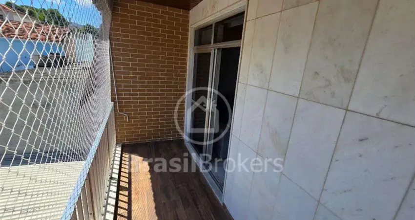 Aconchegante apartamento 2 quartos com varanda e elevador totalmente reformado