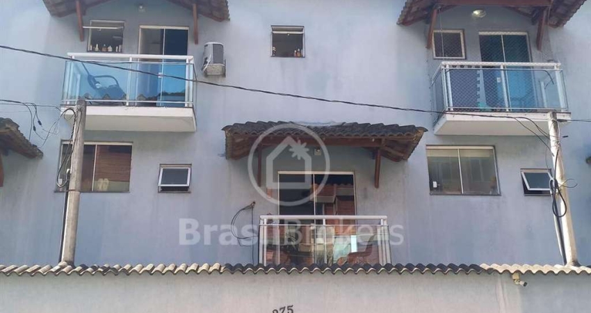 Casa à venda com 150,00m² e 3 quartos em Praia da Bandeira, Rio de Janeiro - rj
